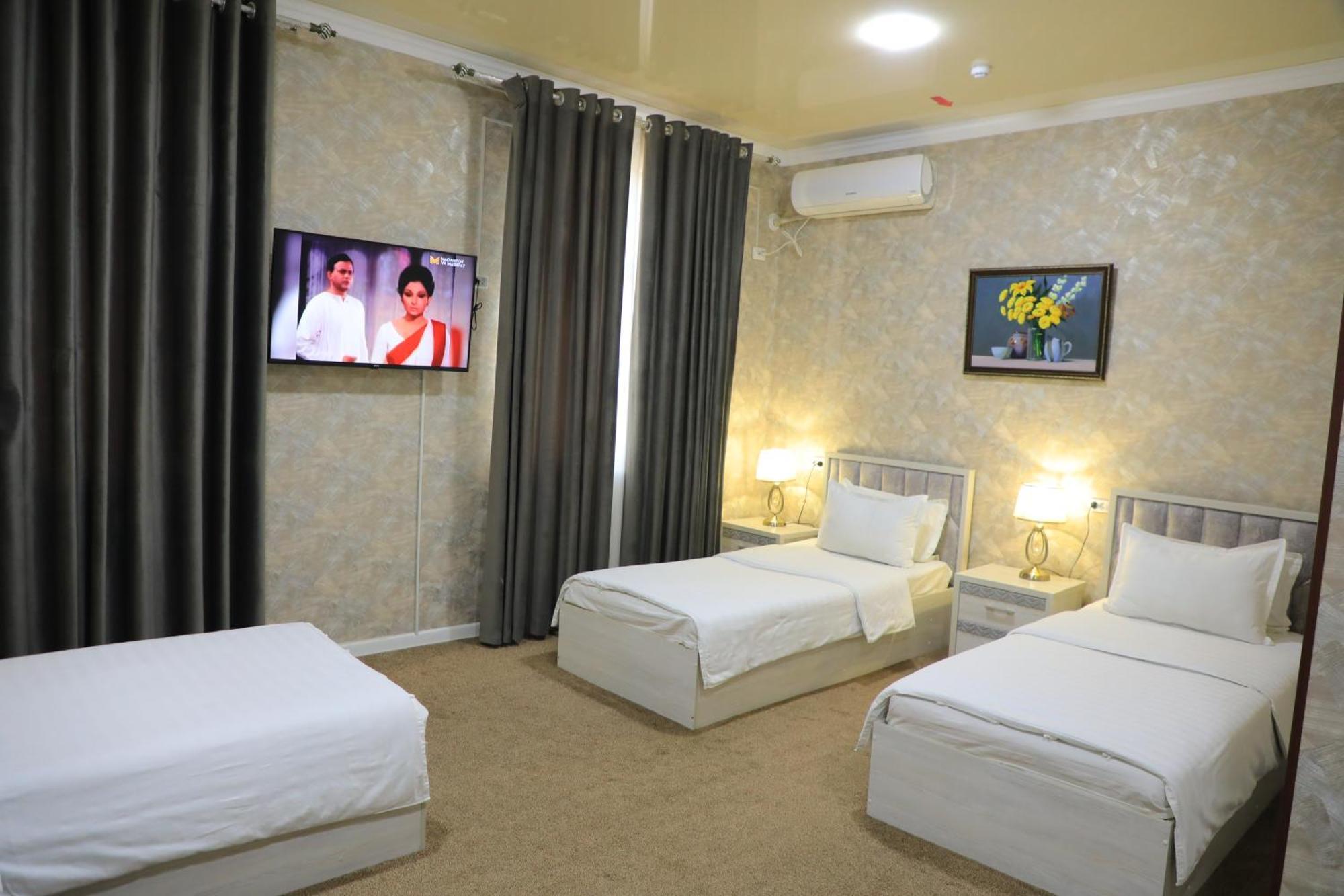 Hobiz Hotel Navoi Exteriér fotografie